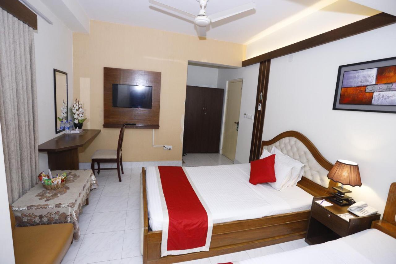 Hotel Grand Circle Inn Dacca Exterior foto